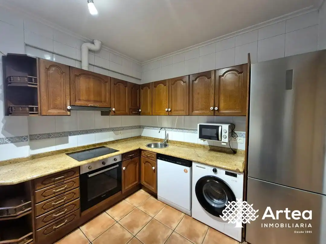 Cocina de Piso de alquiler en Bilbao  con Calefacción, Horno y Lavadora