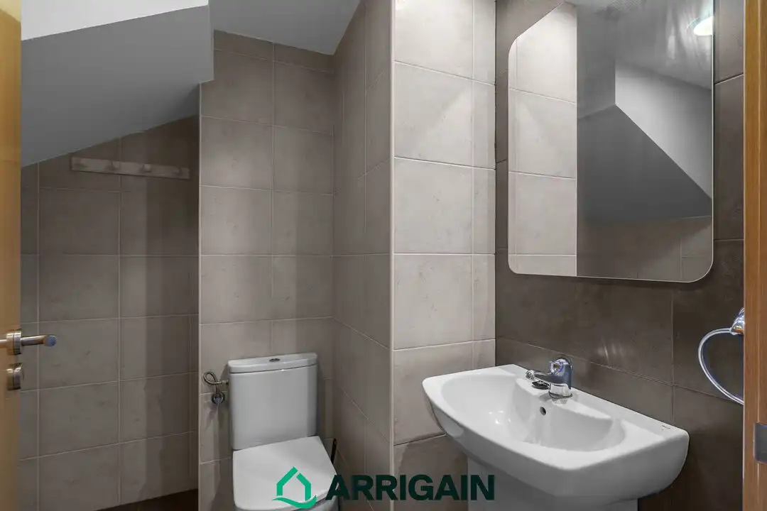 Baño de Piso en venta en Donostia - San Sebastián  con Calefacción, Terraza y Alarma