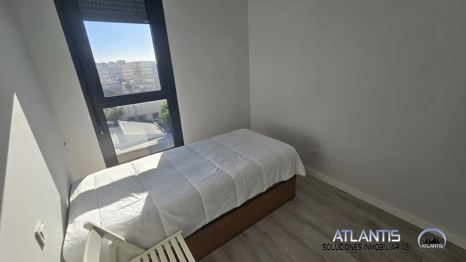 Bedroom of Flat for sale in Sevilla  with Air Conditioner, Heating and Community pool
