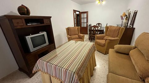 Foto 3 de Piso en venta en Villamartín, Cádiz
