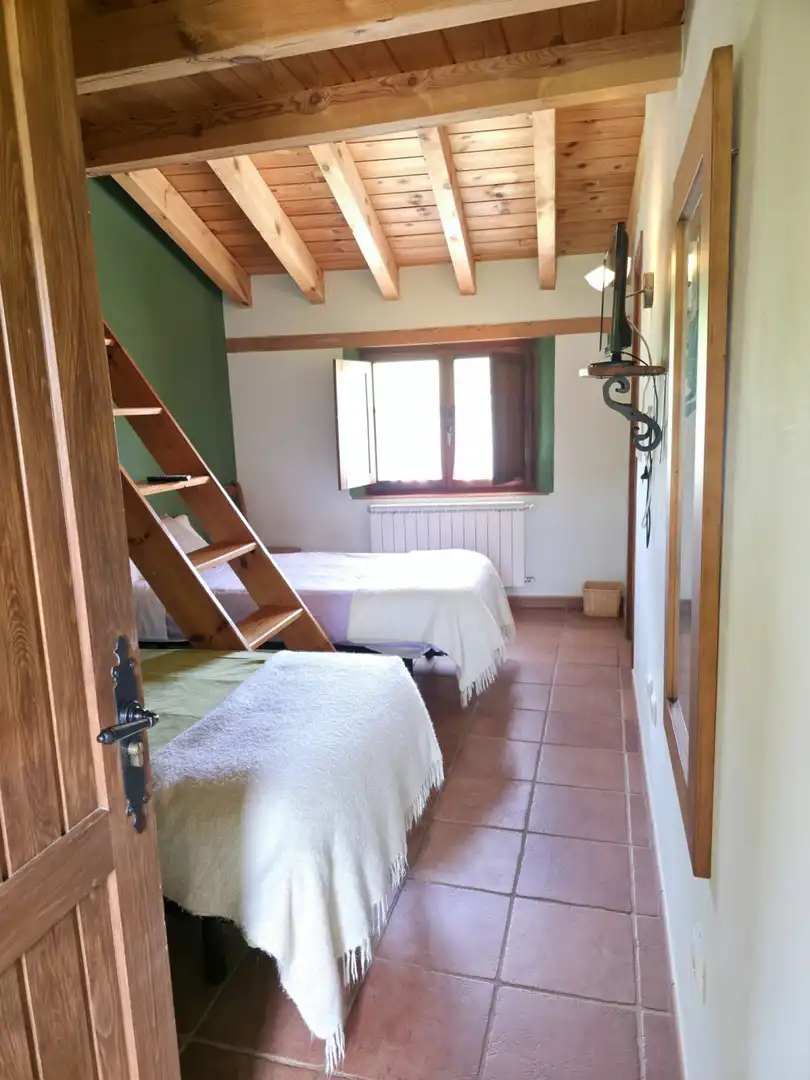 Casa o xalet en venda a San Martín y Perapertú - CALLE MAYOR, San Cebrián de Mudá