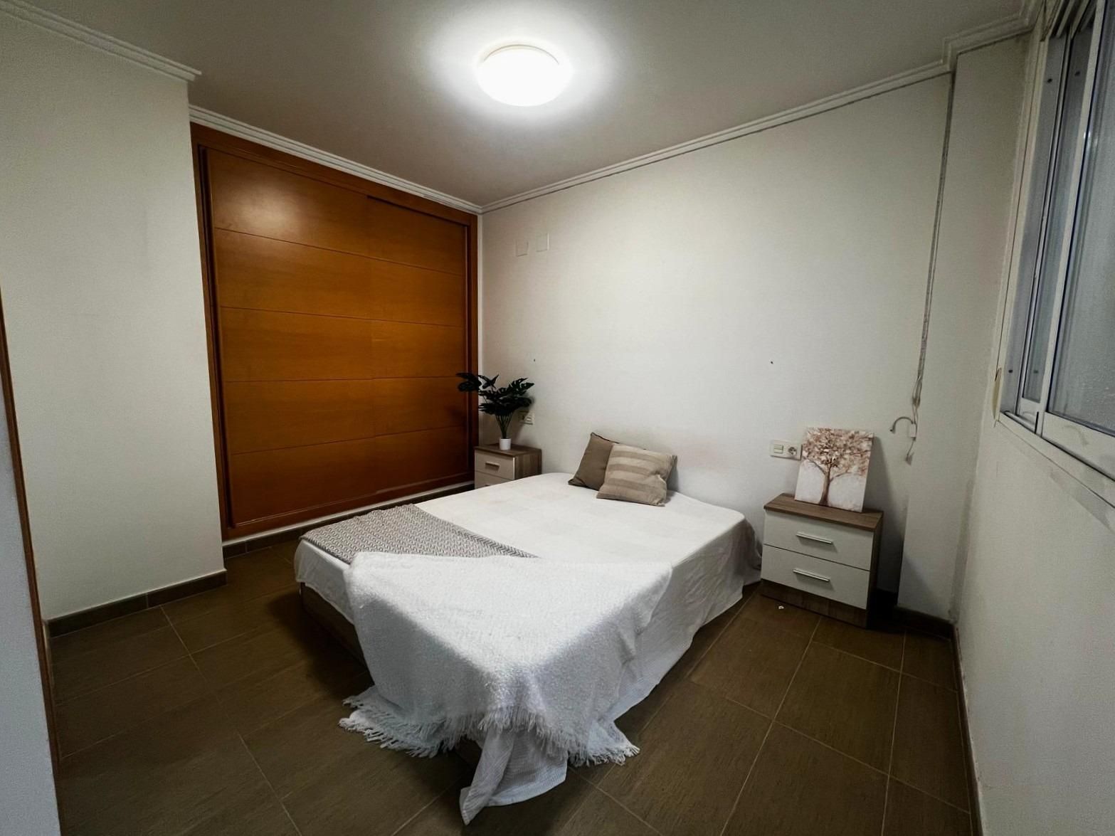 Dormitori de Apartament de lloguer en Alzira