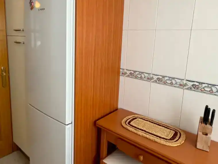 Bany de Pis de lloguer en Béjar amb Parquet, Moblat i Balcó