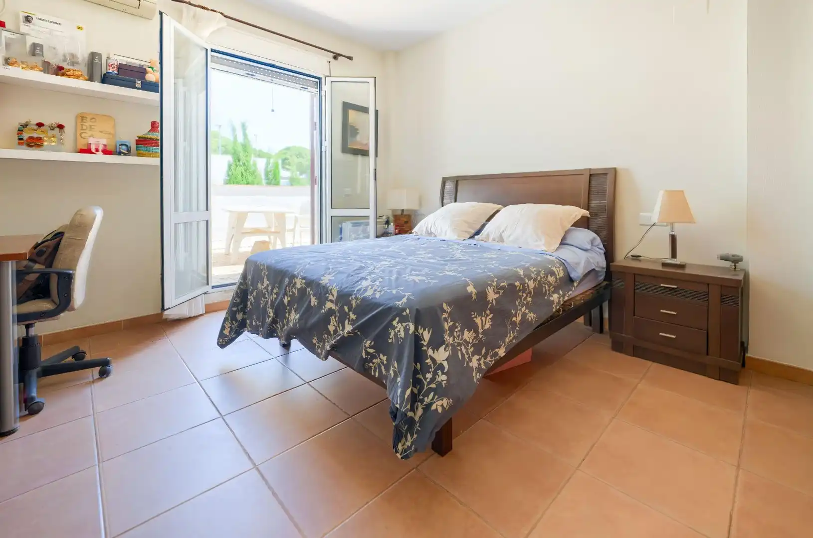 Dormitori de Casa o xalet en venda en Alcalá de Guadaira amb Aire condicionat, Calefacció i Jardí privat