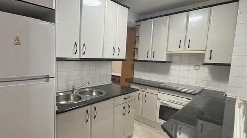 Foto 2 de Pis en venda a Plaza Príncipes de España, Parque Lisboa - La Paz, Madrid