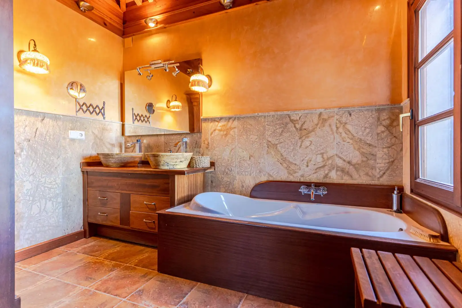Baño de Casa o chalet en venta en Nívar con Jardín privado, Trastero y Piscina
