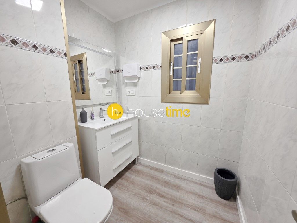 Oficina en venda a Centre - Nucli Antic