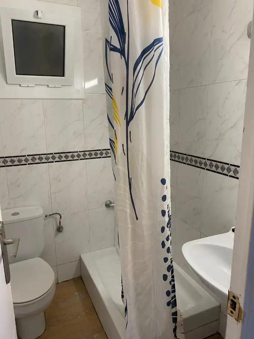 Appartamento con terrazza in vendita a Carrer de la Conca de Tremp, imagen 18