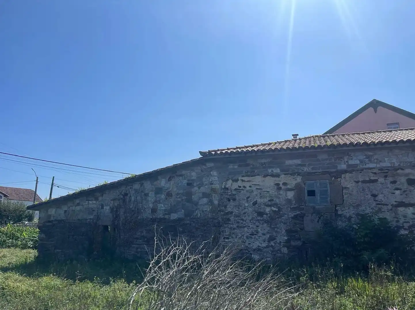 Casa rústica amb jardí en venda a Valdoviño, imagen 3