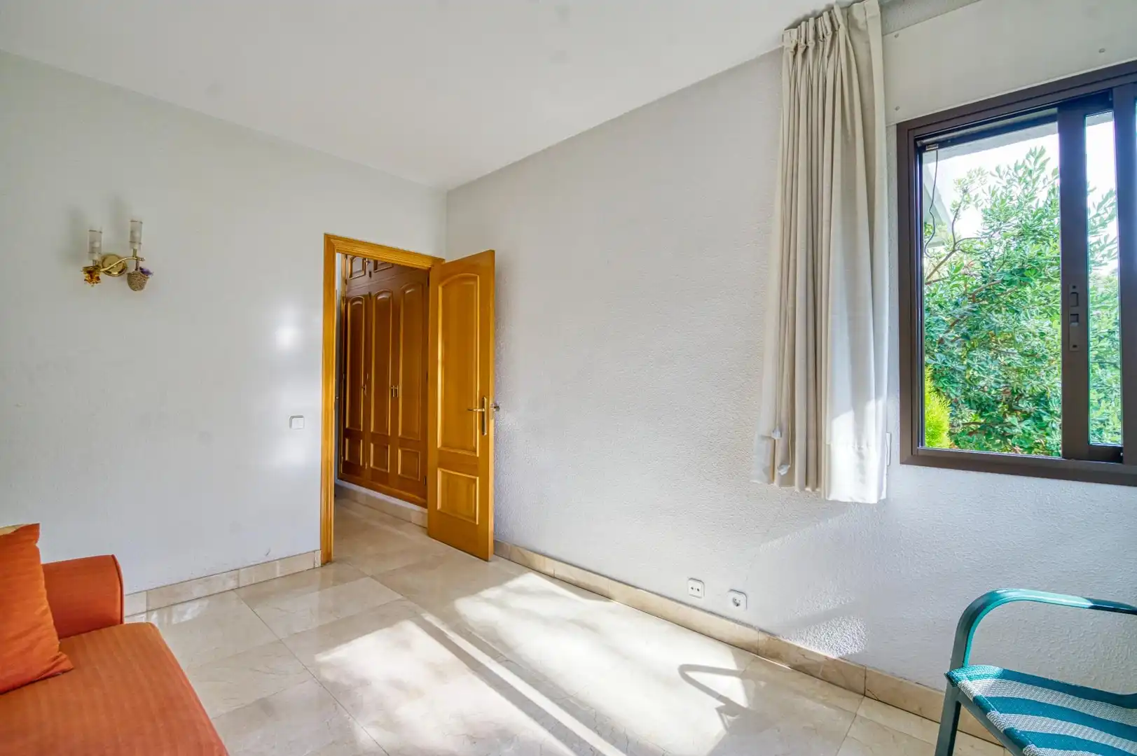 Habitación de Casa o chalet en venta en Boadilla del Monte con Calefacción, Jardín privado y Terraza
