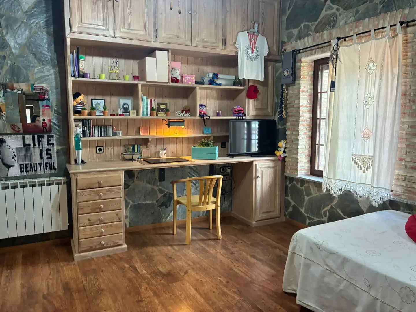 Habitación de Finca rústica en venta en Cabezuela del Valle con Calefacción, Jardín privado y Terraza
