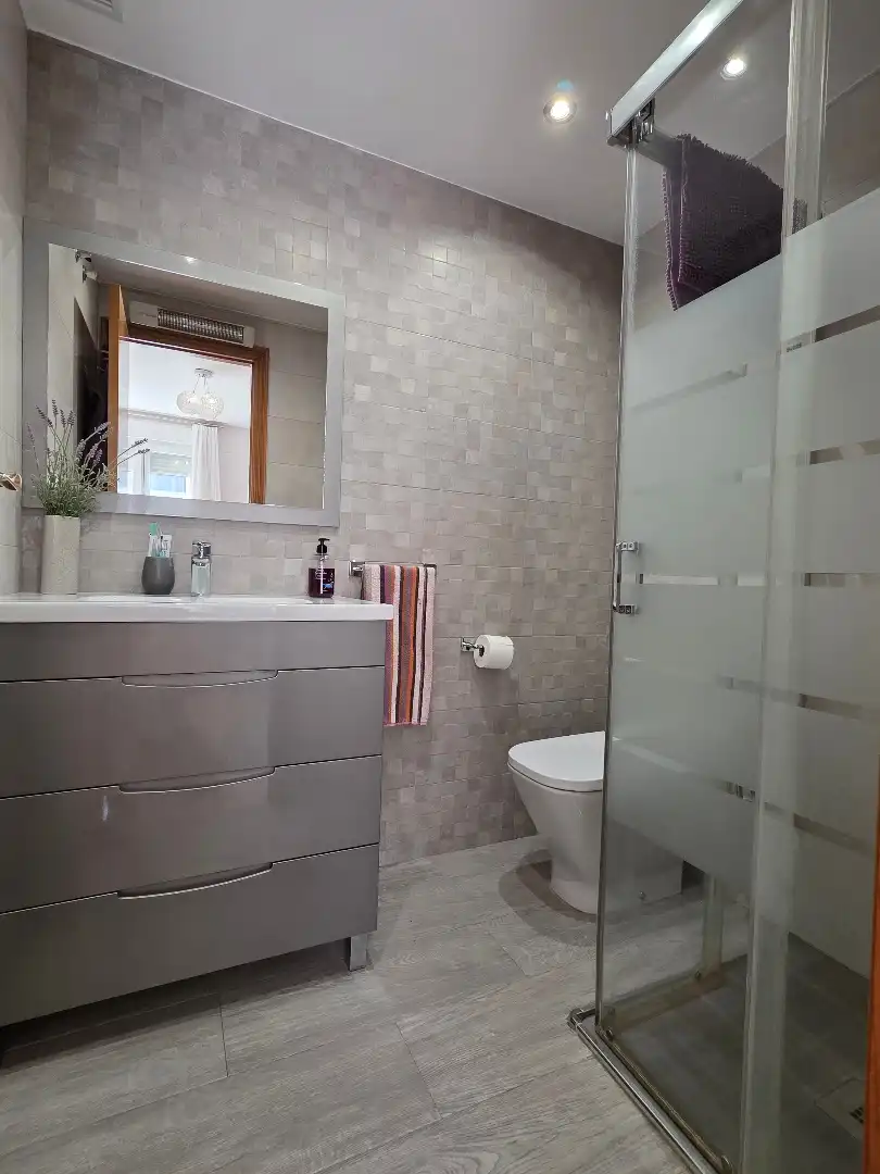 Baño de Piso en venta en Almazora / Almassora con Aire acondicionado, Terraza y Trastero