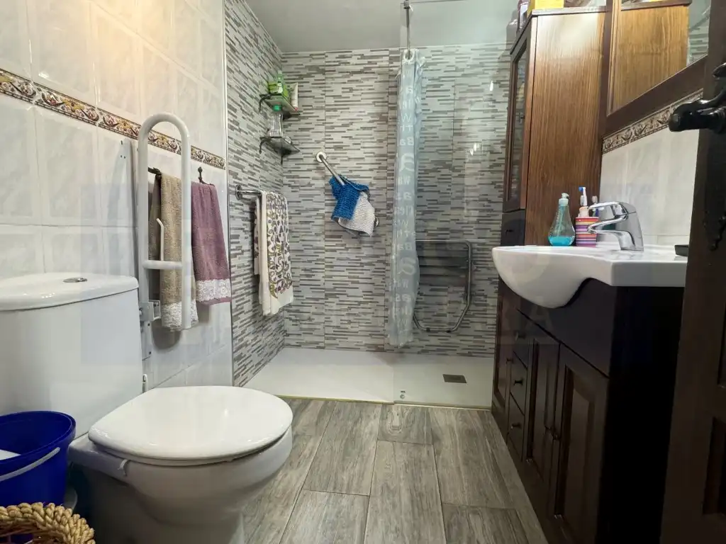 Bany de Casa o xalet en venda en Baños de Rioja