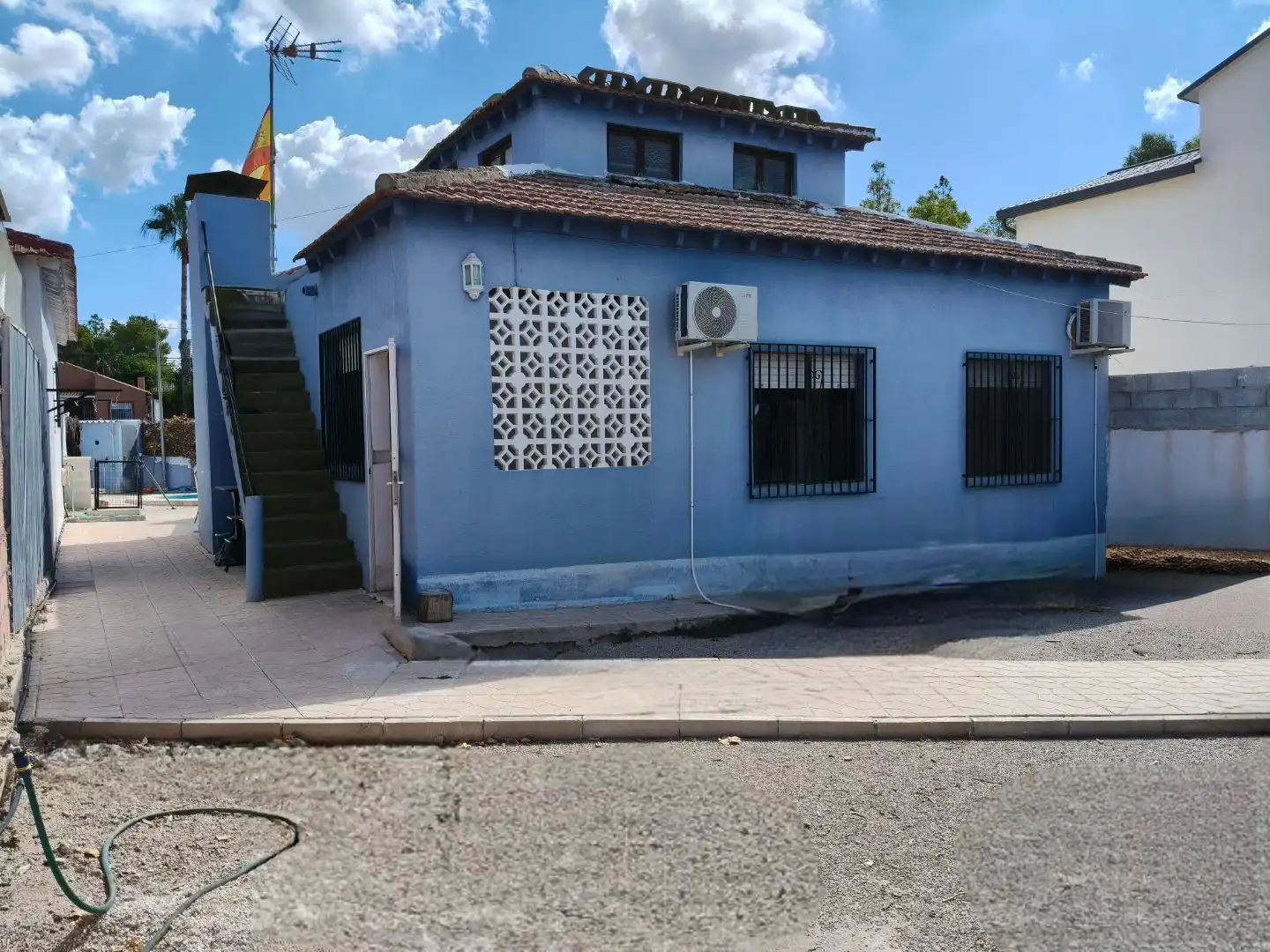 Vista exterior de Casa o xalet en venda en Molina de Segura amb Aire condicionat, Terrassa i Piscina