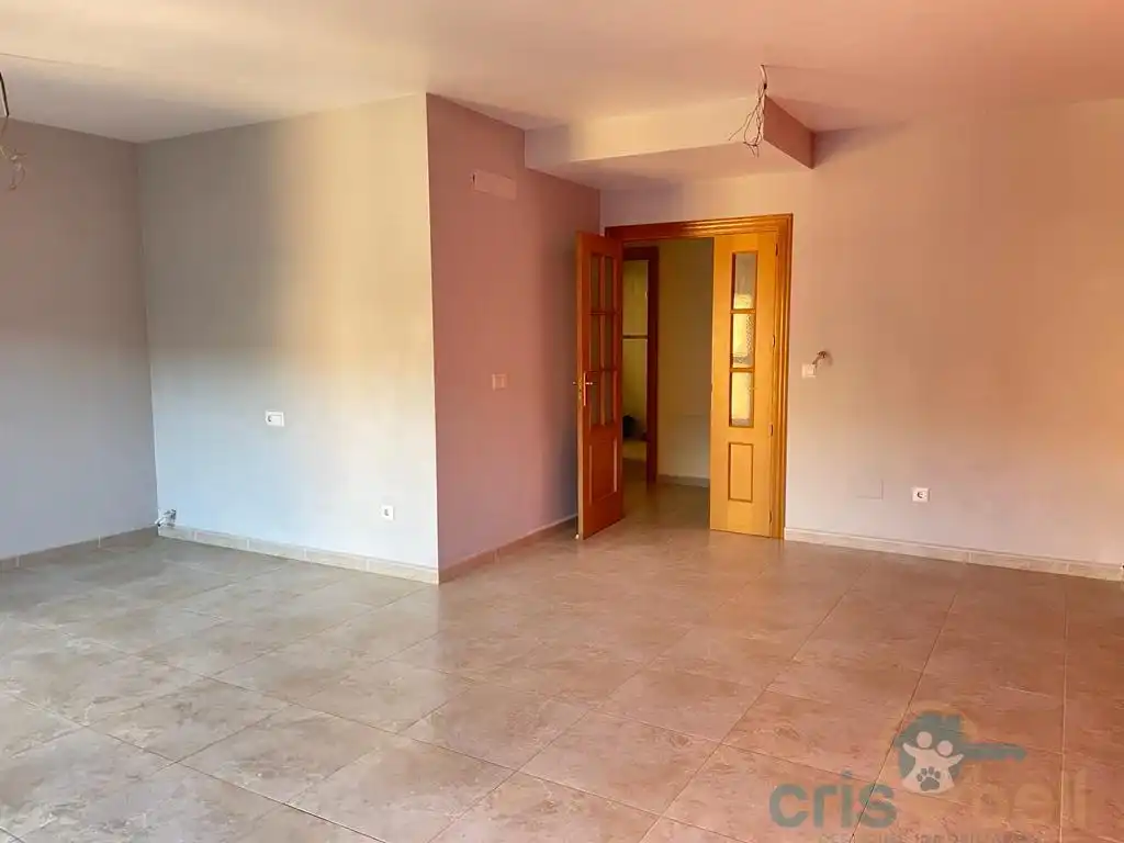 Flat with terrace for sale in Calle Enrique Granados, imagen 5