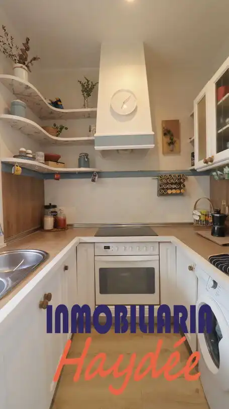 Cuina de Casa adosada en venda en Getxo  amb Calefacció, Terrassa i Traster