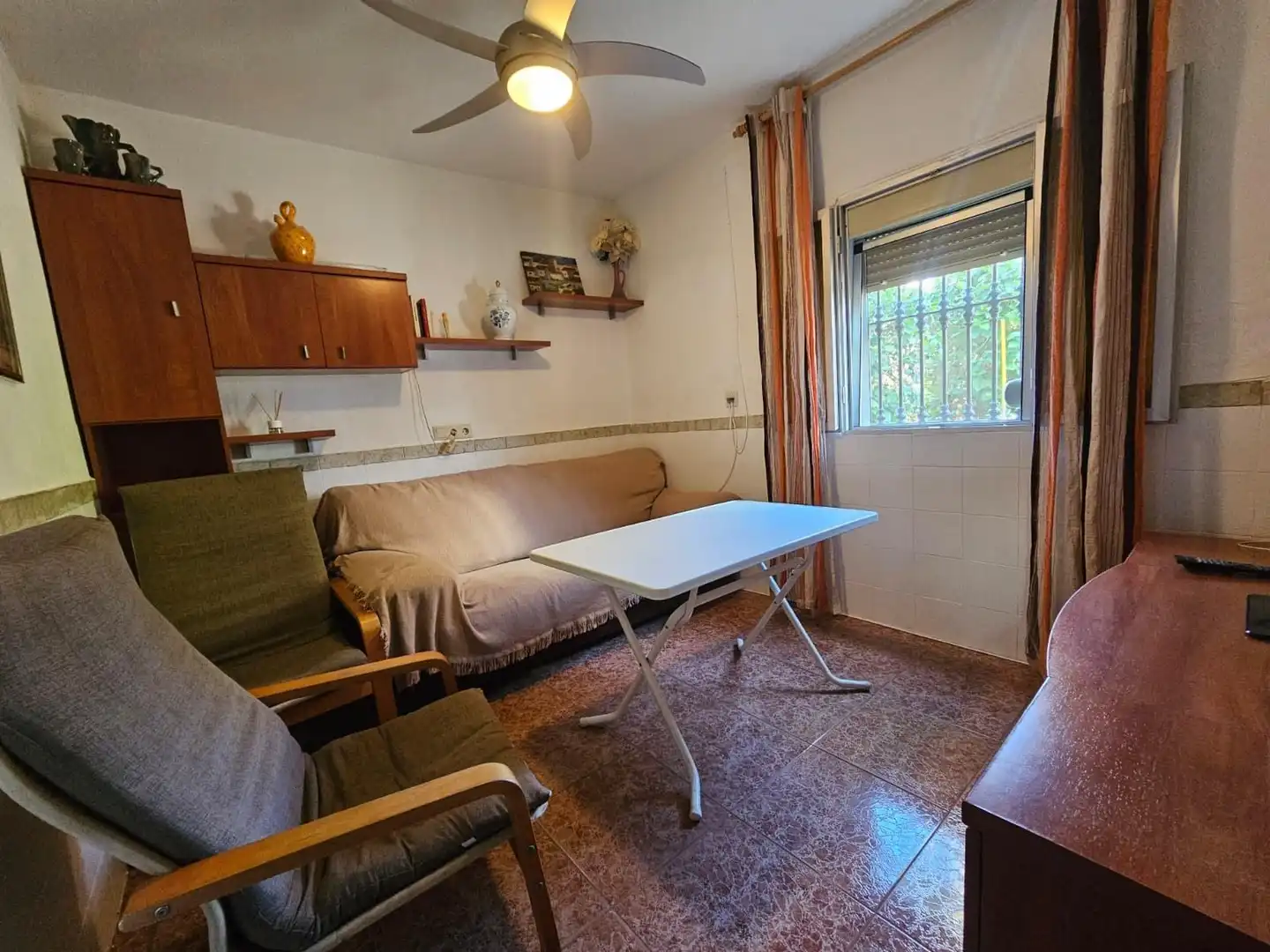 Sala d'estar de Casa adosada de lloguer en Los Barrios