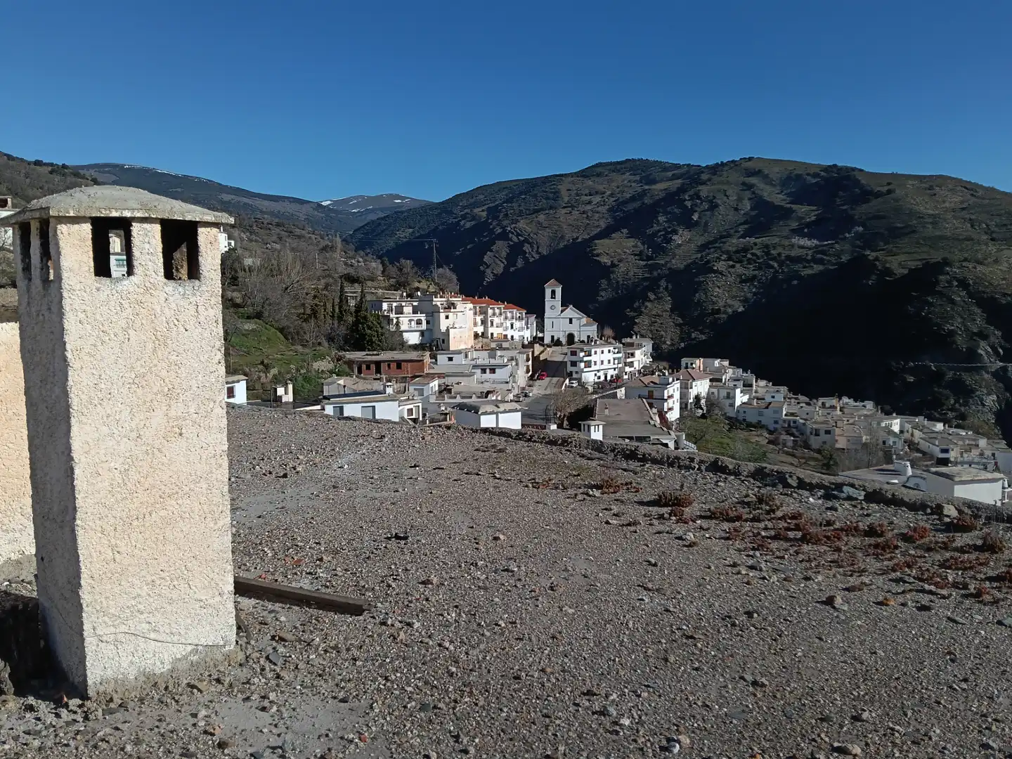 Vista exterior de Casa adosada en venta en Alpujarra de la Sierra con Aire acondicionado, Calefacción y Terraza