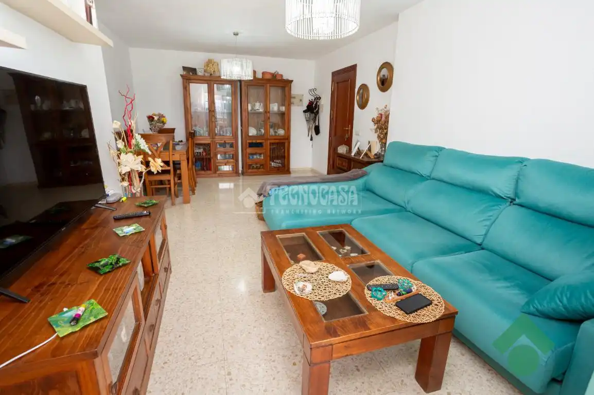 Living room of Flat for sale in Algeciras  with Terrace