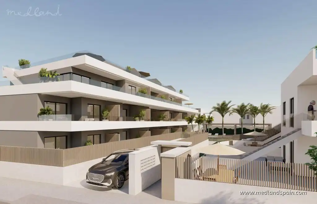 Vista exterior de Apartamento en venta en Pilar de la Horadada con Terraza y Piscina comunitaria