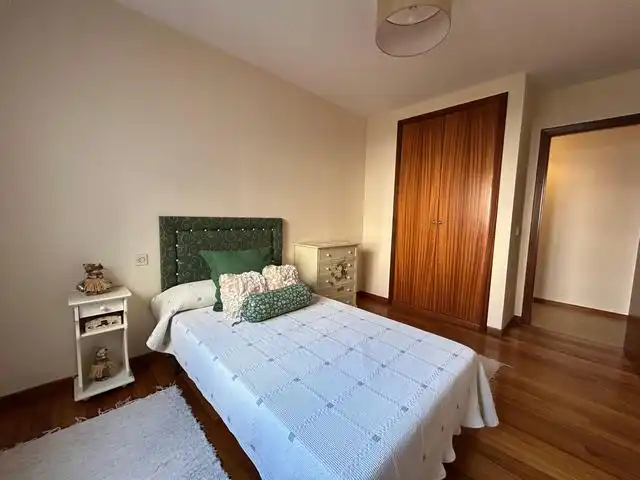 Habitación de Apartamento de alquiler en Ames con Calefacción y Amueblado
