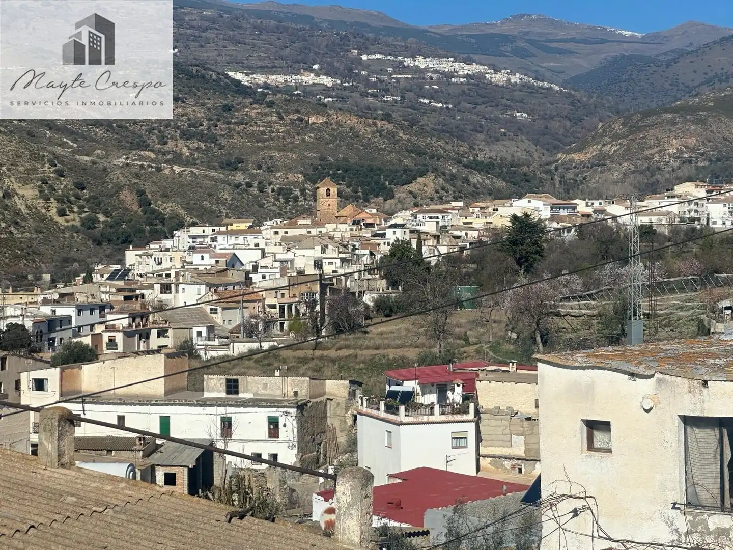 Casa rústica amb terrassa en venda a Cádiar