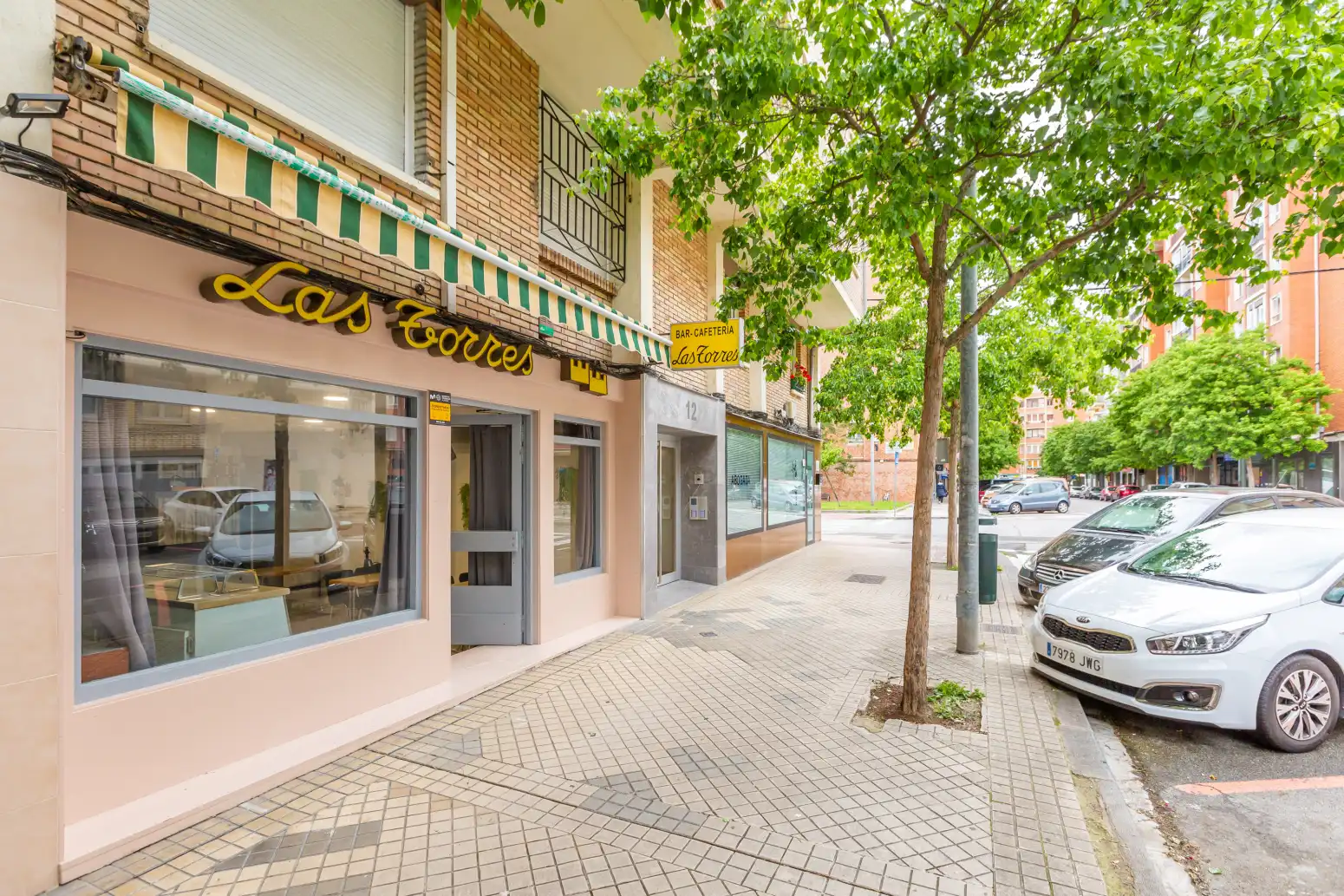 Vista exterior de Local en venda en  Pamplona / Iruña