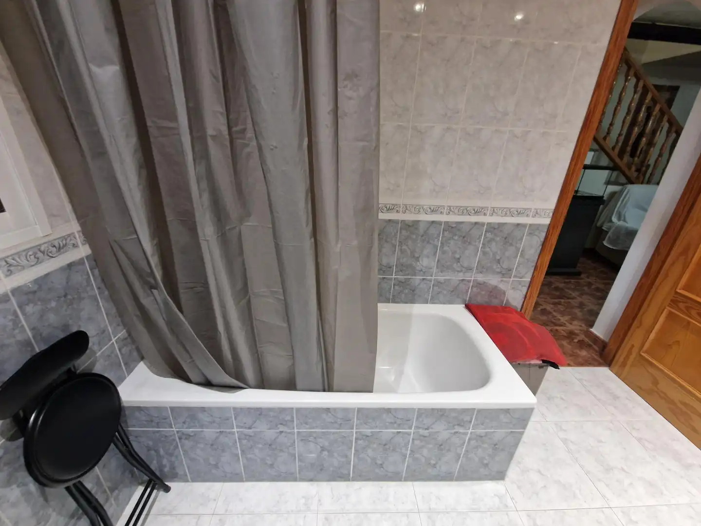 Badezimmer von Einfamilien-Reihenhaus zum Verkauf in Águilas mit Klimaanlage, Privatgarten und Terrasse