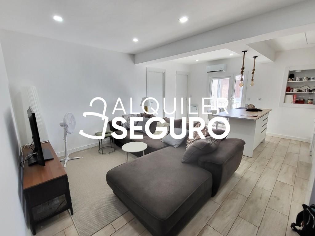 Living room of Flat to rent in Móstoles  with Air Conditioner, Heating and Terrace