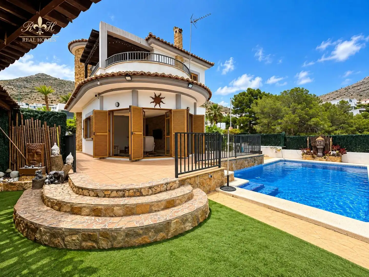 Chalet con piscina en venta en PARIS, imagen 2