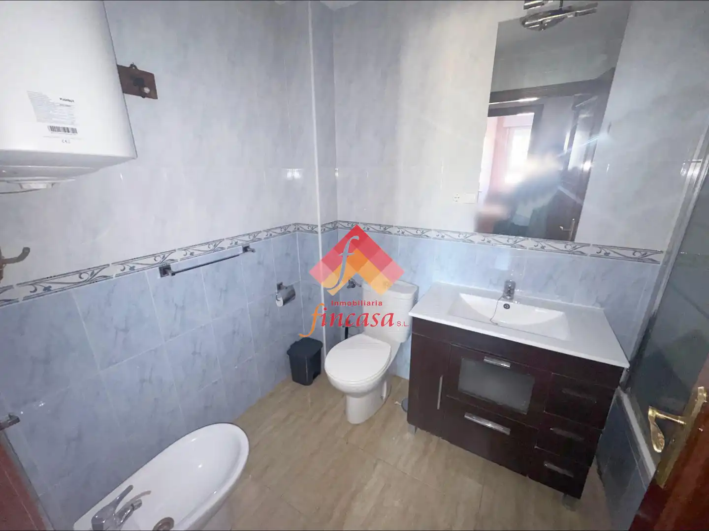 Bathroom of Flat for sale in Ronda  with Heating, Parquet flooring and Furnished