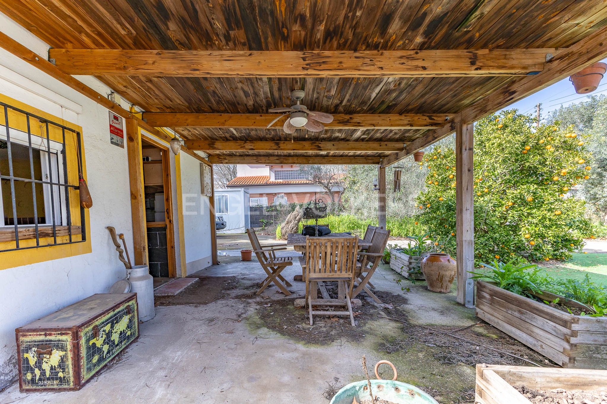 Terrace of House or chalet for sale in Palau-solità i Plegamans  with Air Conditioner and Heating