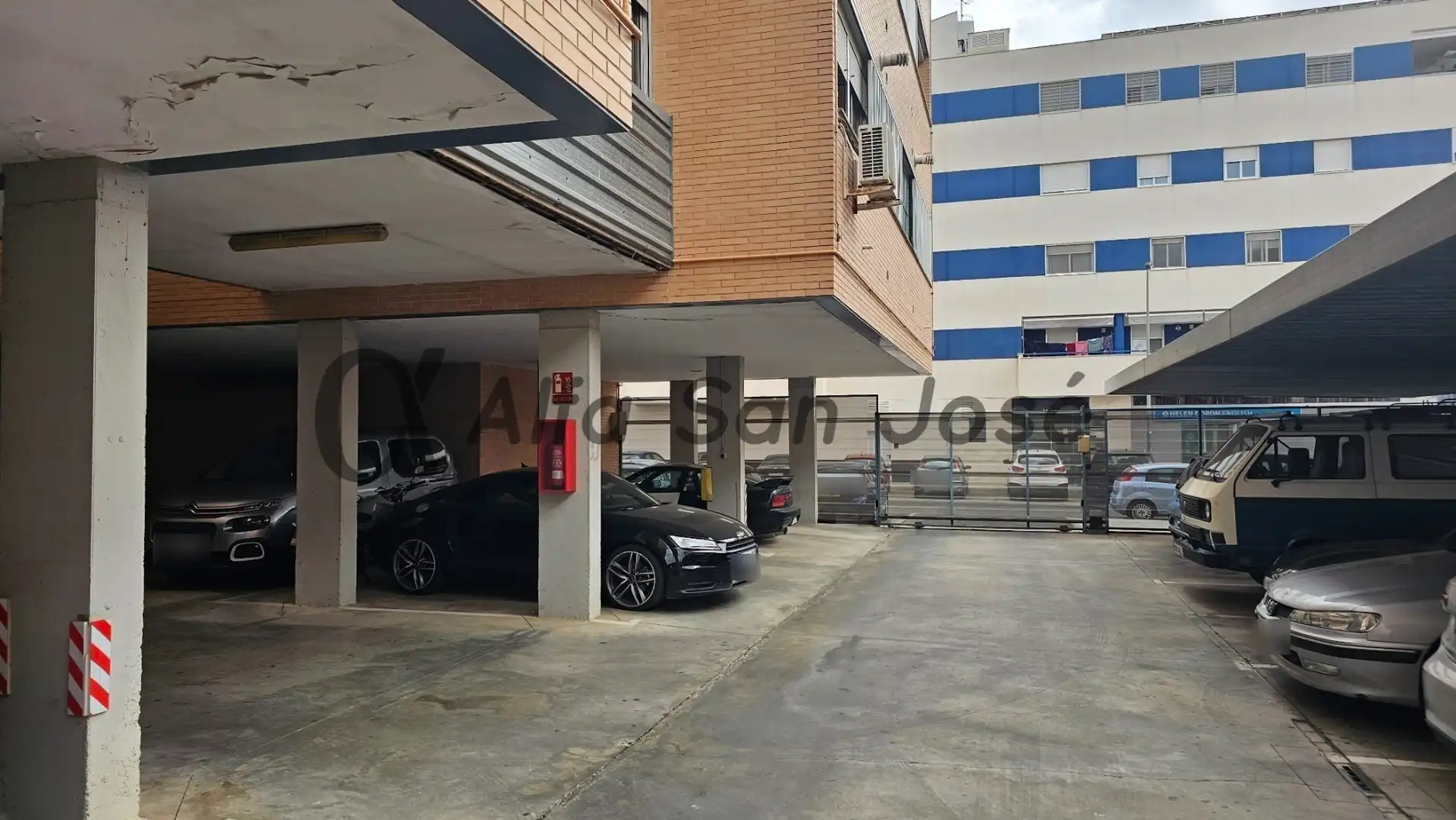 Aparcament de Garatge de lloguer en La Rinconada