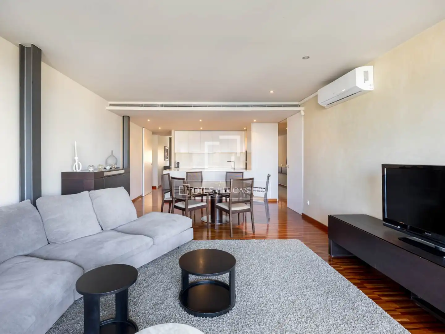 Living room of Attic for sale in Barcelona  with Air Conditioner, Parquet flooring and Terrace