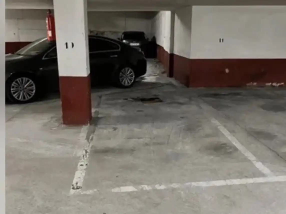 Parking of Garage for rent in Lugo
