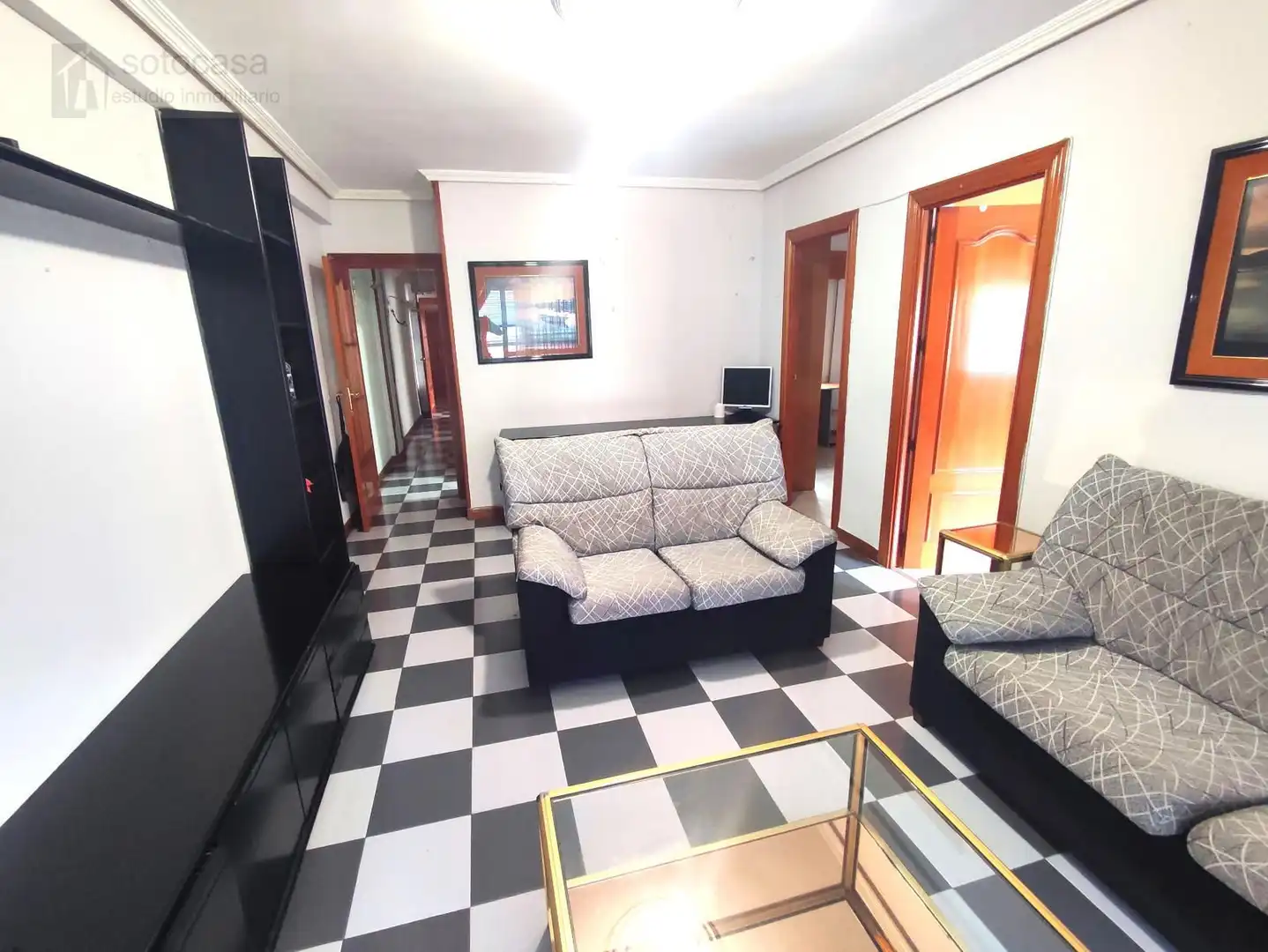Sala de estar de Piso en venta en Valladolid con Calefacción, Terraza y Amueblado