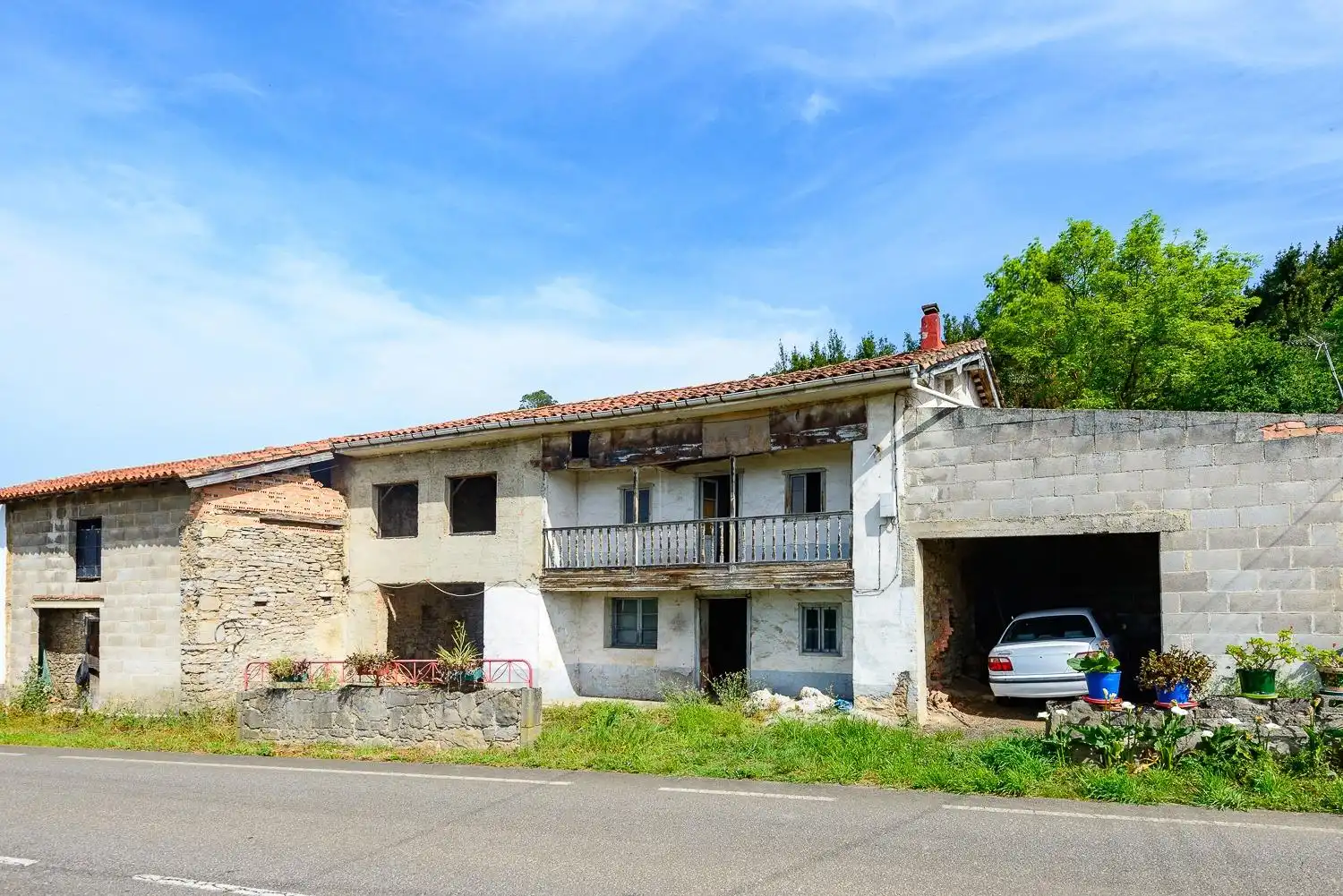 Vista exterior de Casa o chalet en venta en Sariego