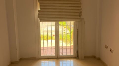 Foto 4 de Piso en venta en Urbanizacion Vistamar, El Zabal - Santa Margarita, La Línea de la Concepción