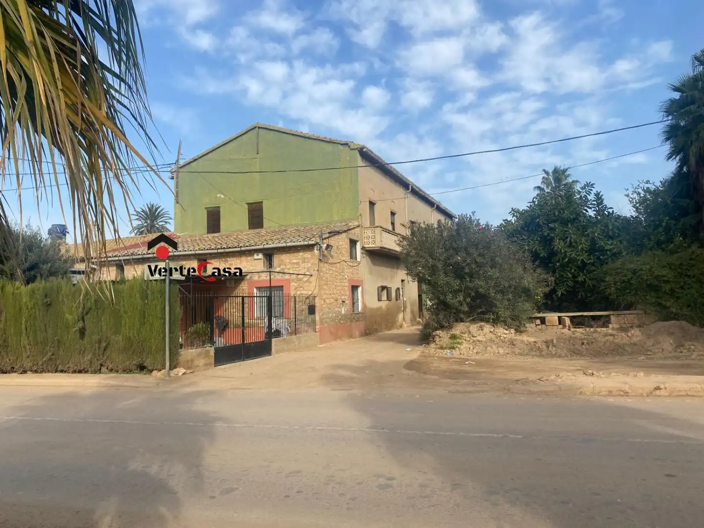 Exterior view of Houses for sale in Valencia  with Terrace