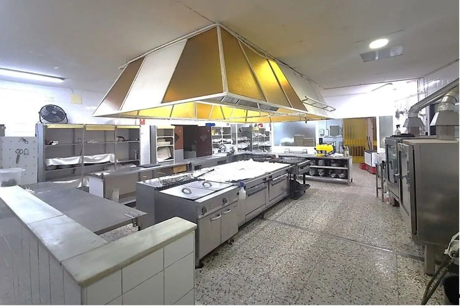 Cuina de Edifici en venda en San Vicente del Raspeig / Sant Vicent del Raspeig