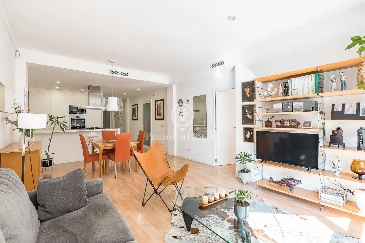 Vista exterior de Apartament en venda en Barcelona amb Aire condicionat, Calefacció i Terrassa