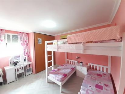 Bedroom of Single-family semi-detached for sale in La Rinconada