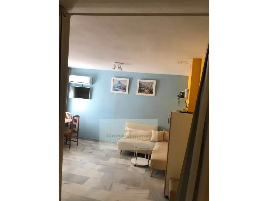 Wohnzimmer von Wohnung zur Miete in Benalmádena