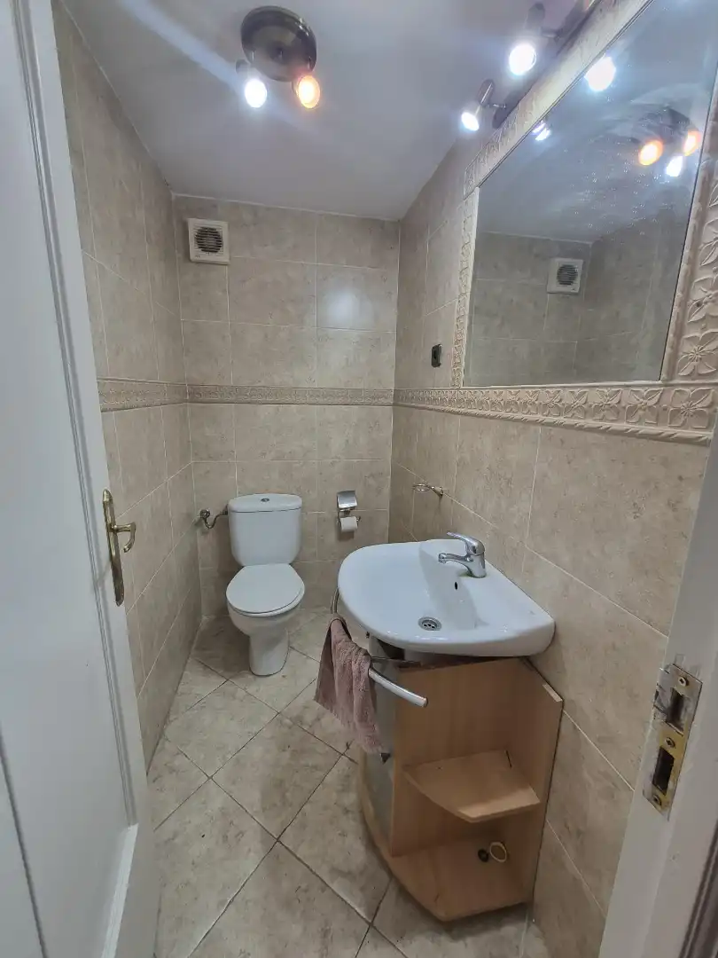 Bathroom of Flat for sale in Mondéjar  with Furnished