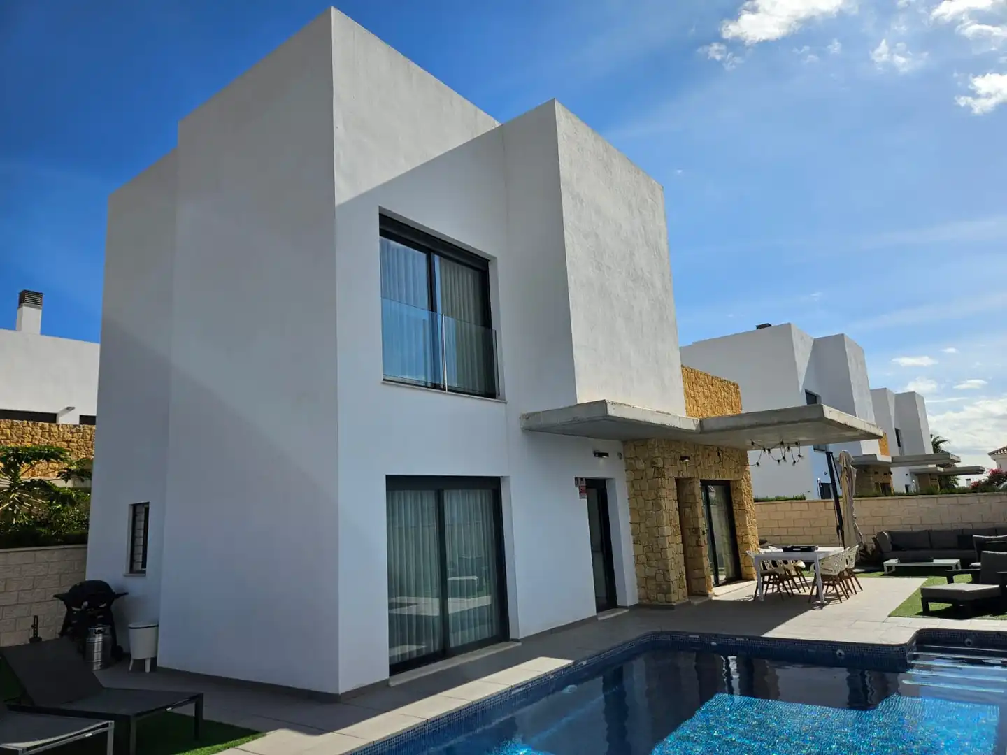 Vista exterior de Casa o chalet en venta en Rojales con Aire acondicionado, Jardín privado y Terraza