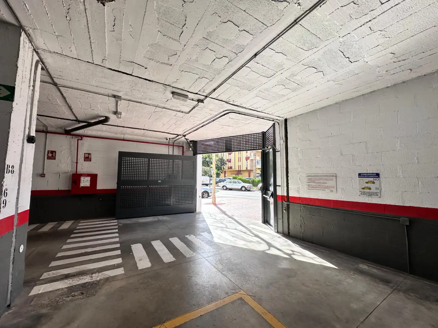 Garage zur Miete in Avenida Gamonal, Parque de la Paloma