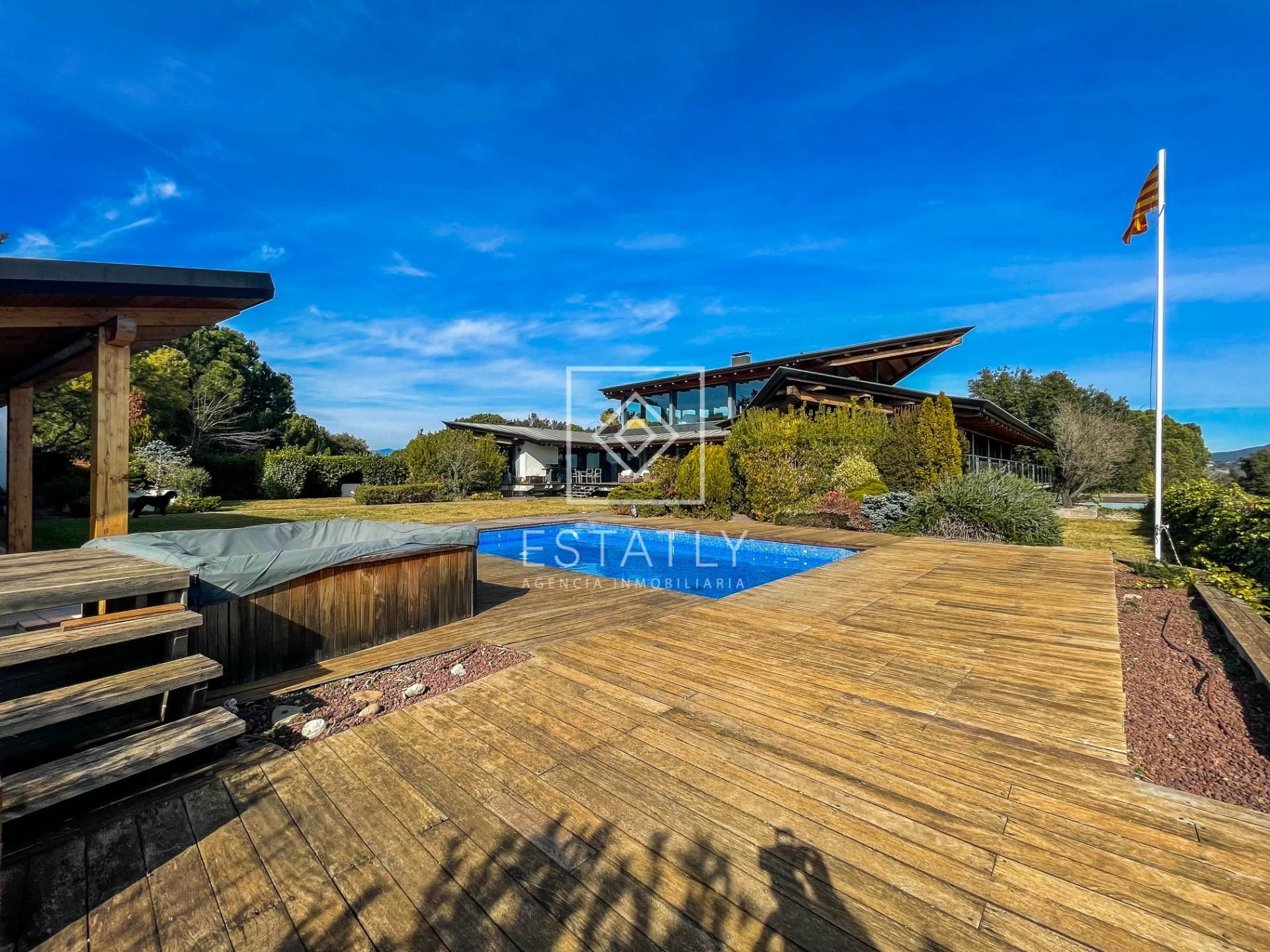 Jardí de Casa o xalet en venda en Girona Capital amb Aire condicionat, Calefacció i Terrassa