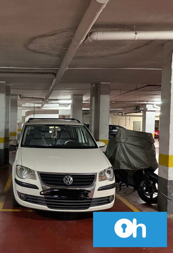 Aparcament de Pis en venda en  Huelva Capital amb Aire condicionat i Balcó