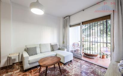 Living room of Flat to rent in  Madrid Capital  with Air Conditioner, Heating and Terrace