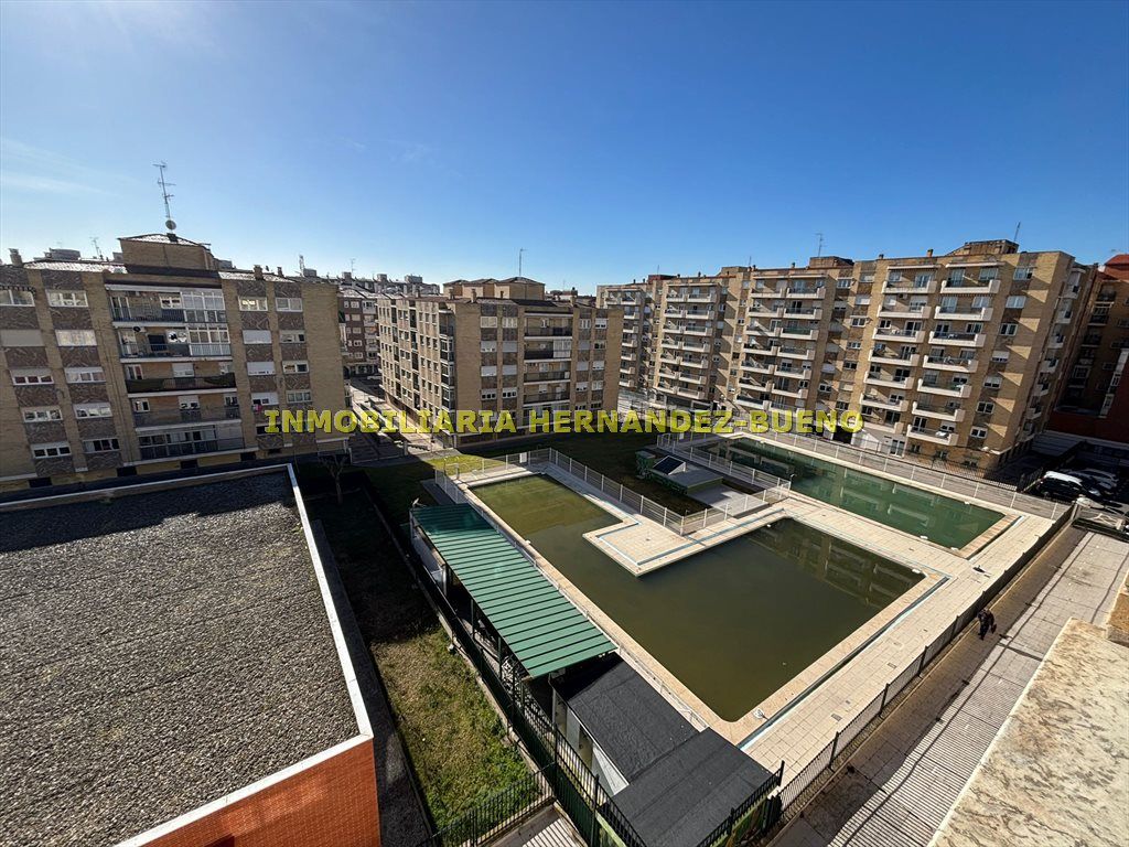 Exterior view of Flat for sale in Salamanca Capital  with Heating and Swimming Pool